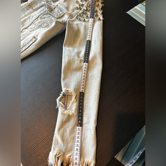 UNIF Hardcore Cat 🐱 Bomber Jacket Retro Irreverent Women’s metal studs - Picture 11 of 17